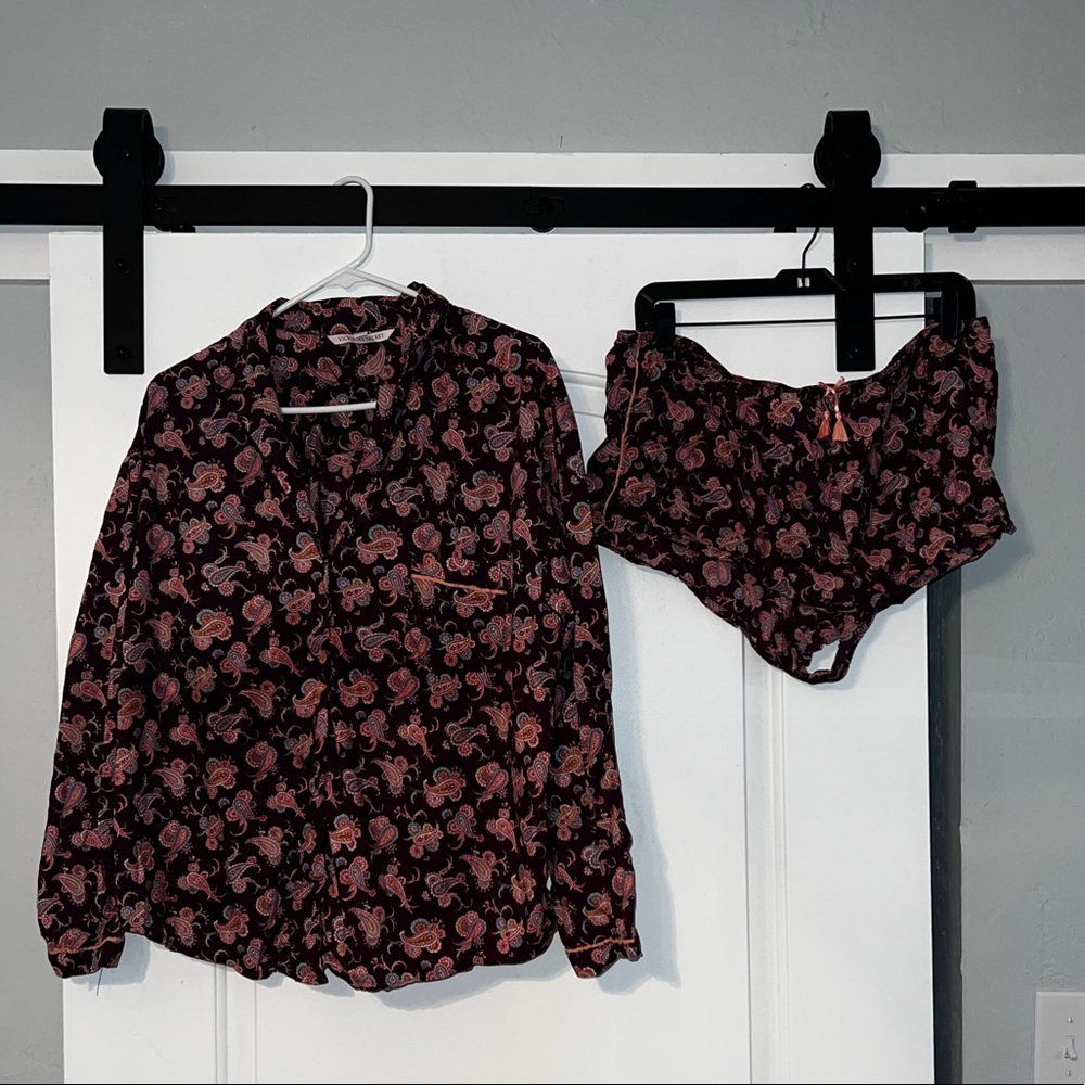 Victoria’s Secret pajama set